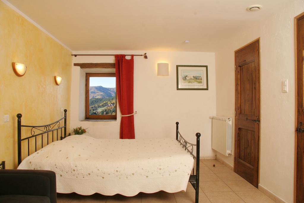 Chambres D'Hotes Lou-Rey Le Collet-de-Dèze エクステリア 写真